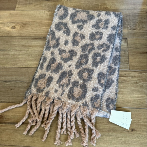 a new day Accessories - a new day Leopard Print Scarf - Brown and Gray